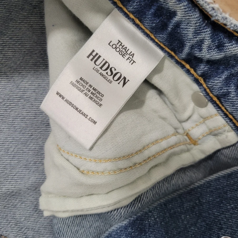 Hudson Thalia Loose Fit Jean, Size 30 - Picture 3 of 5